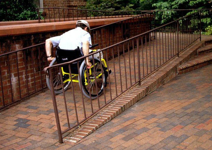 accessibilité rampe 