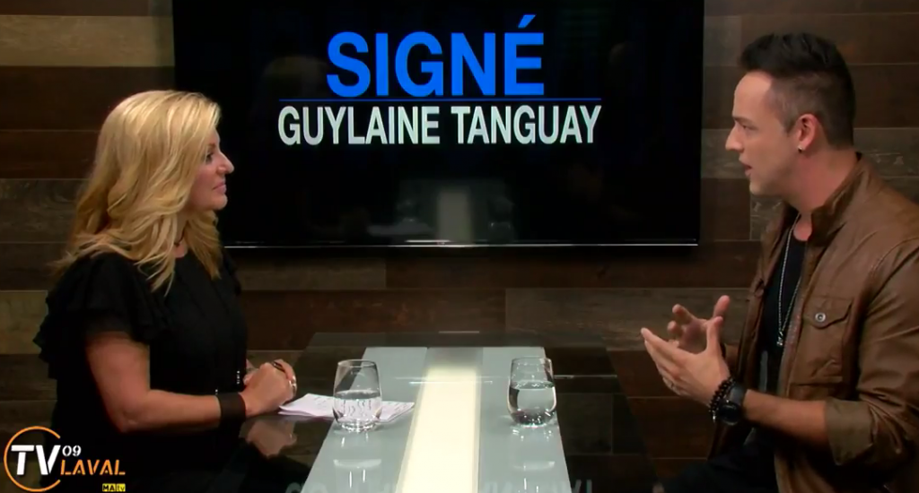 Guylaine Tanguay et Étienne Drapeau en entrevue dans le studio de Télévision régionale de Laval. 