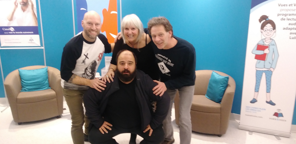 Arlette entourée de ses invités