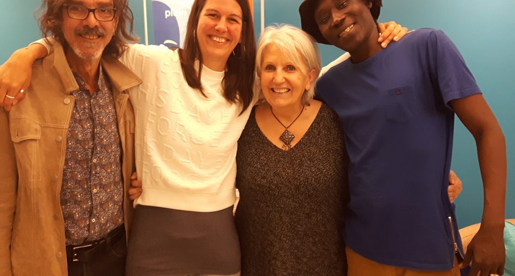 Arlette entourée de ses invités du 11 juin 2019