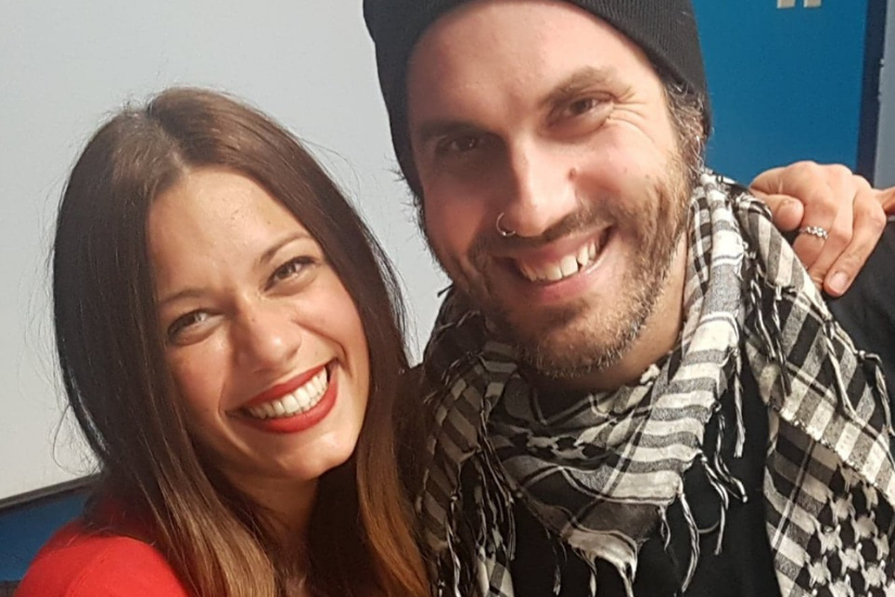 Emanuelle et son co-animateur Charles-Édouard Carrier Emanuelle et son co-animateur Charles-Édouard Carrier