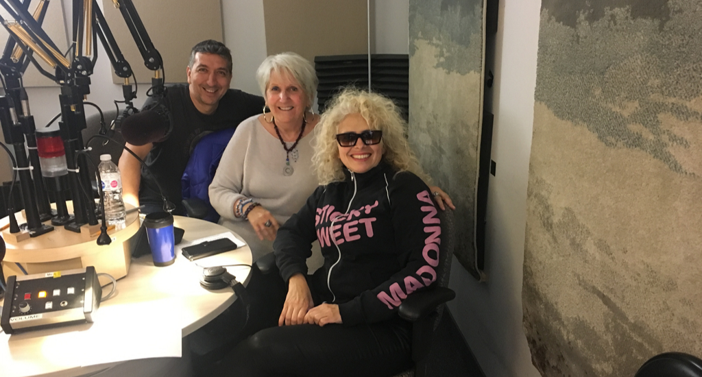 Arlette entourée de ses invités du 7 octobre 2019